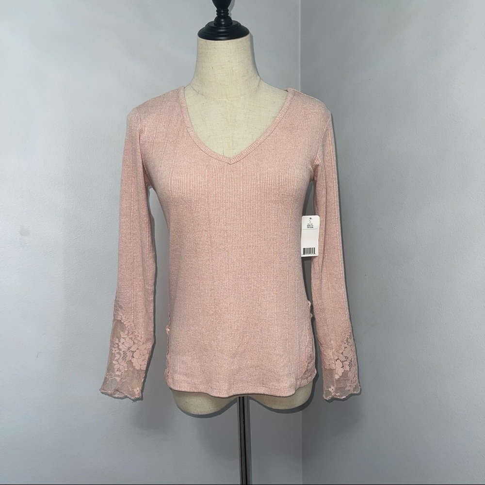 Honey Dew Light Pink Floral Lace Detail Long Sleeves Top Size Small - Reemoly